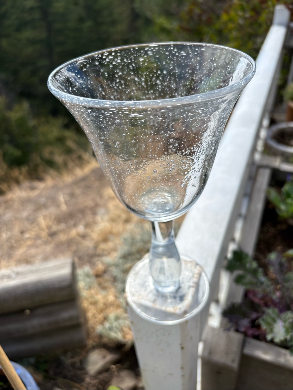 Two Artland Iris Clear Glass Crackle Whine Glasses